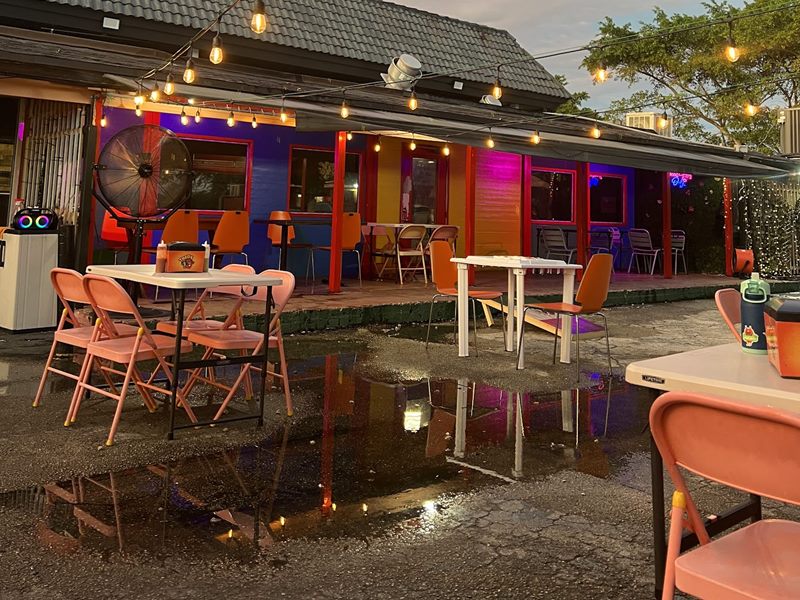 Tacos 19 interior